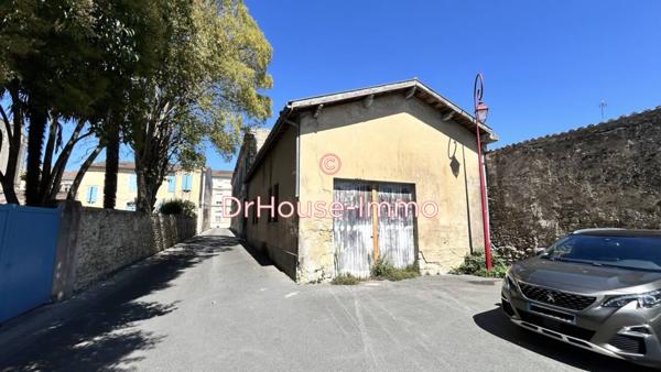 Immeuble à vendre 11 pièces de 410 m²