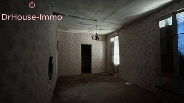 Immeuble à vendre 11 pièces de 410 m²