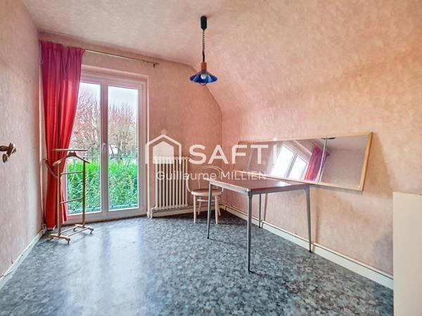 Maison Semi individuelle 5 chambres jardin garage