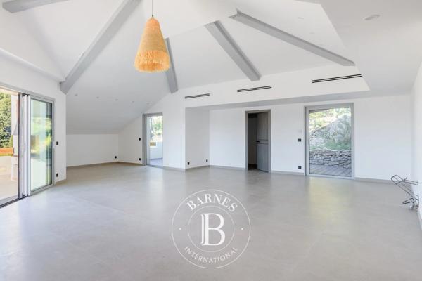 Cassis, Villa 4 Chambres -  258 m² à vendre