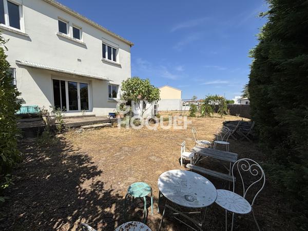 Maison meublée à louer 6 pièces de 158 m²