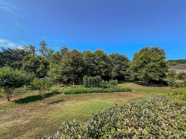 À vendre : Charmante maison de plain-pied à Monsempron-Libos