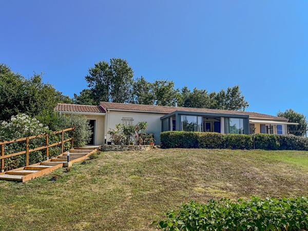 À vendre : Charmante maison de plain-pied à Monsempron-Libos