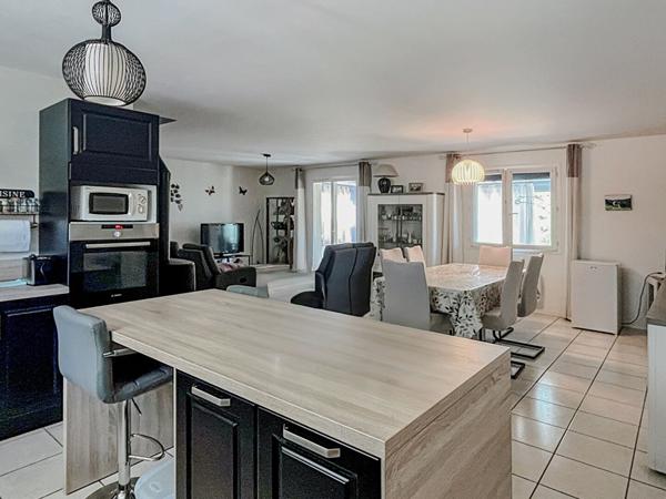 À vendre : Charmante maison de plain-pied à Monsempron-Libos