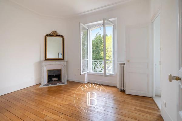 Chatou, Maison 7 Chambres -  323 m² à vendre