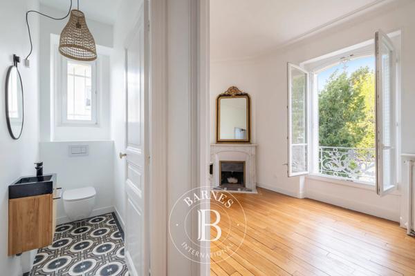 Chatou, Maison 7 Chambres -  323 m² à vendre