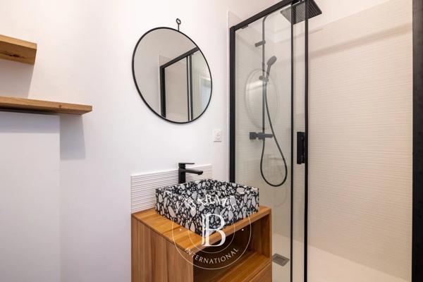 Chatou, Maison 7 Chambres -  323 m² à vendre