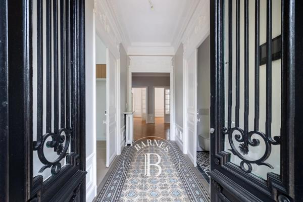 Chatou, Maison 7 Chambres -  323 m² à vendre