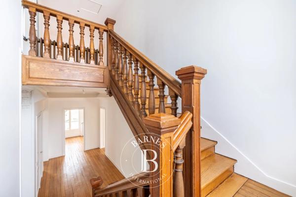 Chatou, Maison 7 Chambres -  323 m² à vendre