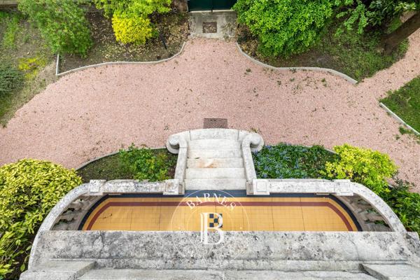 Chatou, Maison 7 Chambres -  323 m² à vendre