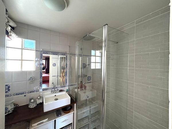 APPARTEMENT  AU COEUR DES BLONDEAUX