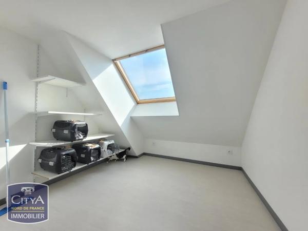 Appartement à louer 3 pièces 80m² Calais (62100)