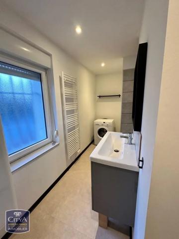 Maison à louer 3 pièces 92.59m² Bry (59144)