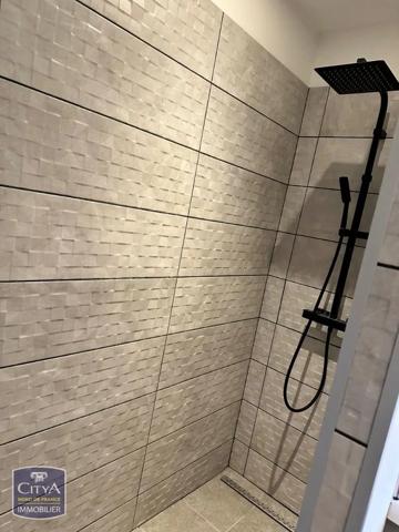 Maison à louer 3 pièces 92.59m² Bry (59144)
