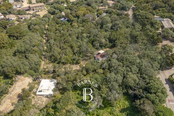 Porto-Vecchio, Terrain constructible  2 092 m² à vendre