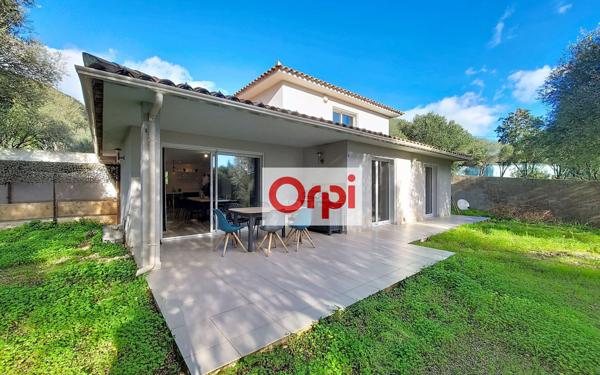 Maison à louer    3 pièces •  Zonza