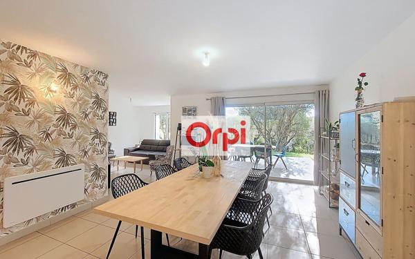 Maison à louer    3 pièces •  Zonza