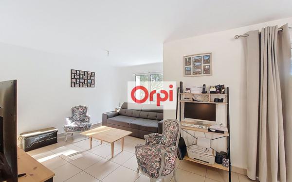 Maison à louer    3 pièces •  Zonza