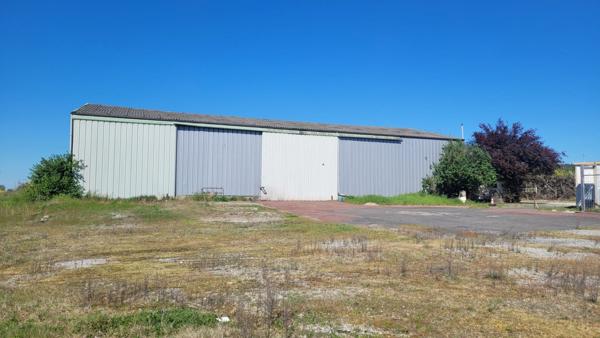 37800  DRACHE - A vendre bâtiment d'activité garage automobile libre de toute occupation - Surface 500 m² sur terrain 4 000 m²