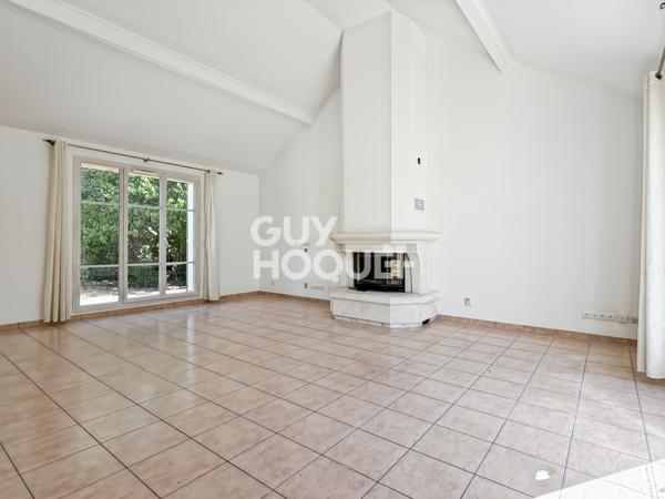 Maison à louer de 5 pièces de 176 m²