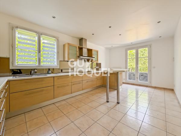 Maison à louer de 5 pièces de 176 m²