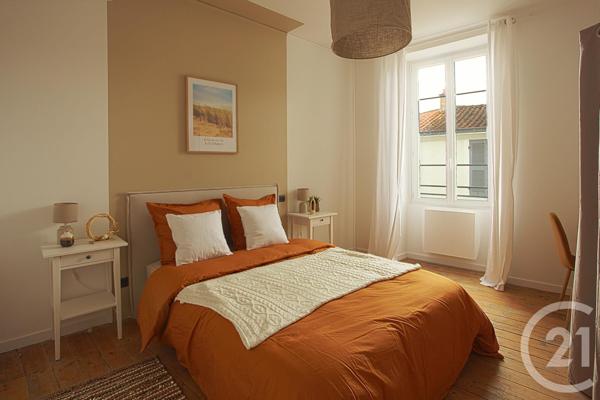 Maison à vendre  12 pièces - 289 m2 LUCON - 85