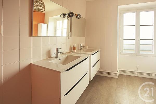 Maison à vendre  12 pièces - 289 m2 LUCON - 85