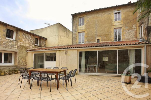 Maison à vendre  12 pièces - 289 m2 LUCON - 85