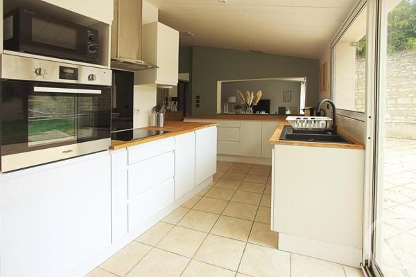 Maison à vendre  12 pièces - 289 m2 LUCON - 85