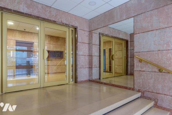 PARIS 15 / BIR-HAKEIM - APPARTEMENT FAMILIAL 6 PIÈCES AVEC LOGGIAS & VUE TOUR EIFFEL + PARKING