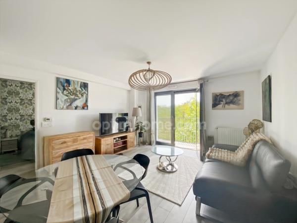 Appartement à vendre 2 pièces GUYANCOURT (78)
