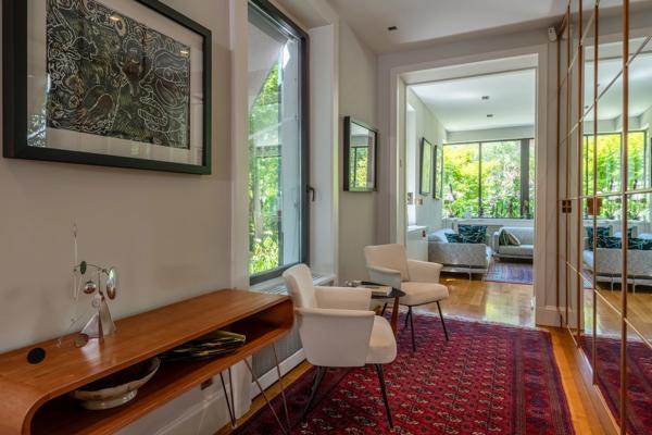 Lyon 3ème - Propriété bourgeoise de 301,92 m² - 7 chambres - Jardin avec Piscine - Garage