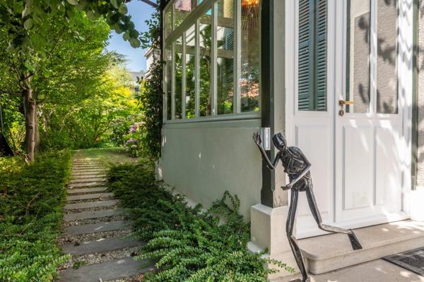Lyon 3ème - Propriété bourgeoise de 301,92 m² - 7 chambres - Jardin avec Piscine - Garage
