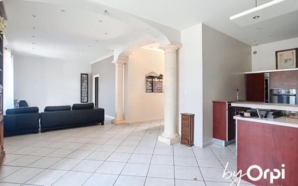 Maison à vendre    5 pièces •  Commentry