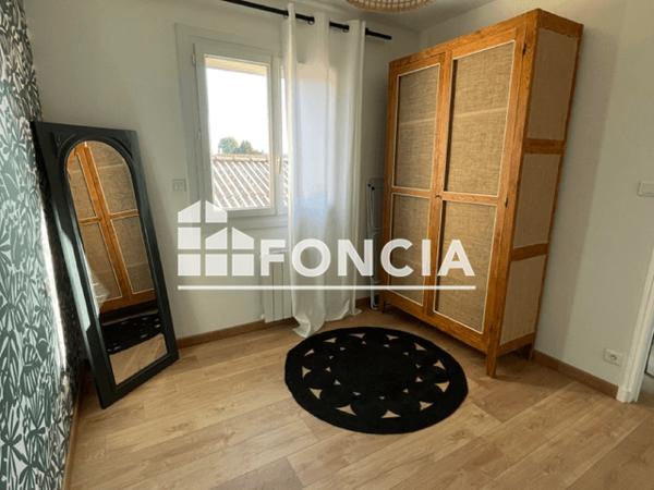 Location Appartement meublé 3 pièces 51.16 m² - 21 PLACE DU CENTRE COMMERCIAL Bressols 82710