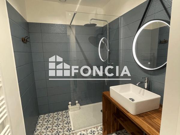 Location Appartement meublé 3 pièces 51.16 m² - 21 PLACE DU CENTRE COMMERCIAL Bressols 82710