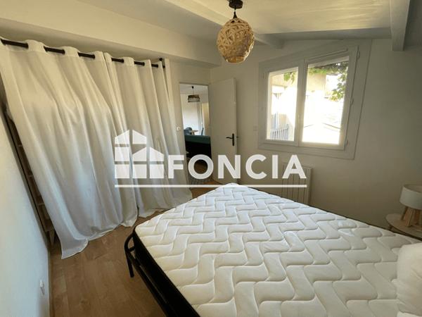 Location Appartement meublé 3 pièces 51.16 m² - 21 PLACE DU CENTRE COMMERCIAL Bressols 82710