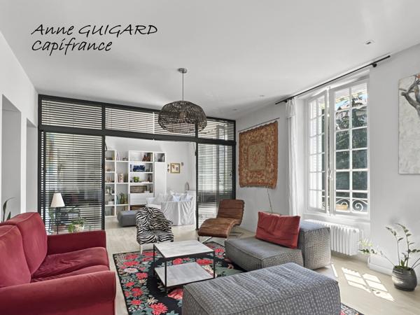 ANNECY (74) - Appartement 4 pièces de 107m² de style Belle époque avec garage, cave et greniers