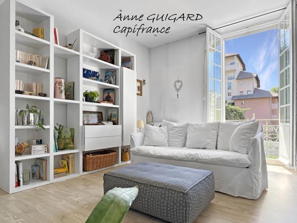 ANNECY (74) - Appartement 4 pièces de 107m² de style Belle époque avec garage, cave et greniers