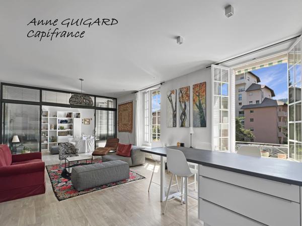 ANNECY (74) - Appartement 4 pièces de 107m² de style Belle époque avec garage, cave et greniers