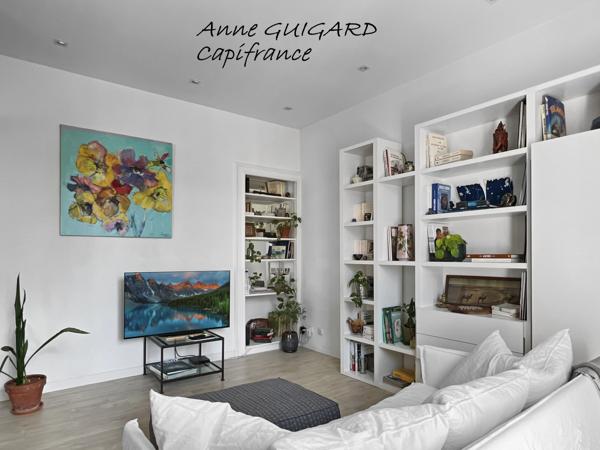 ANNECY (74) - Appartement 4 pièces de 107m² de style Belle époque avec garage, cave et greniers