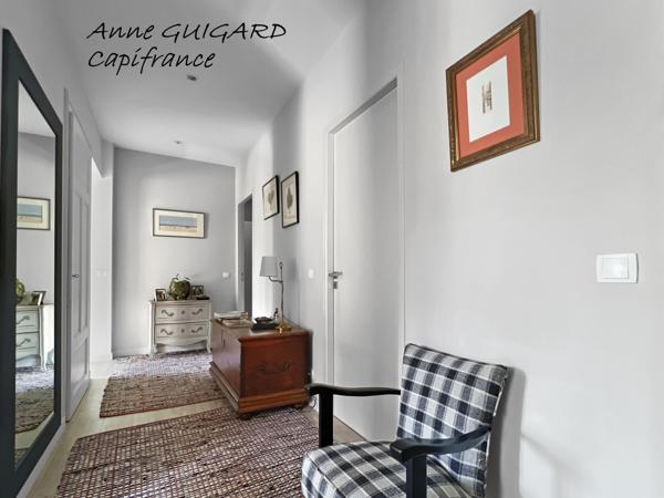ANNECY (74) - Appartement 4 pièces de 107m² de style Belle époque avec garage, cave et greniers