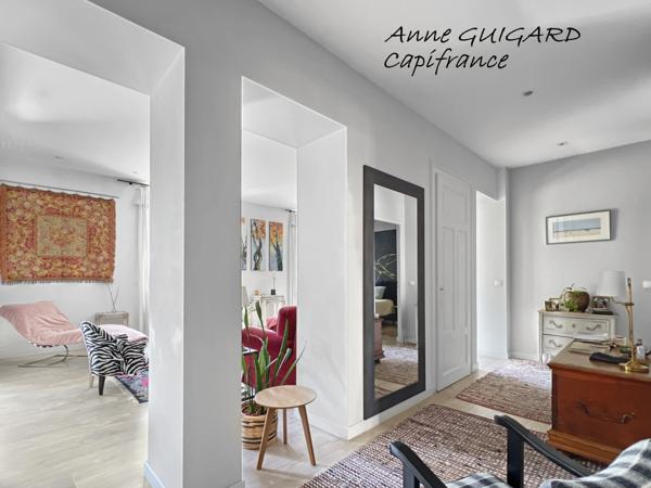 ANNECY (74) - Appartement 4 pièces de 107m² de style Belle époque avec garage, cave et greniers