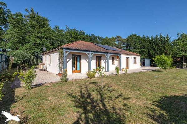 Maison 279 300 € Milhac-d'Auberoche 5 p 138 m² DPE C