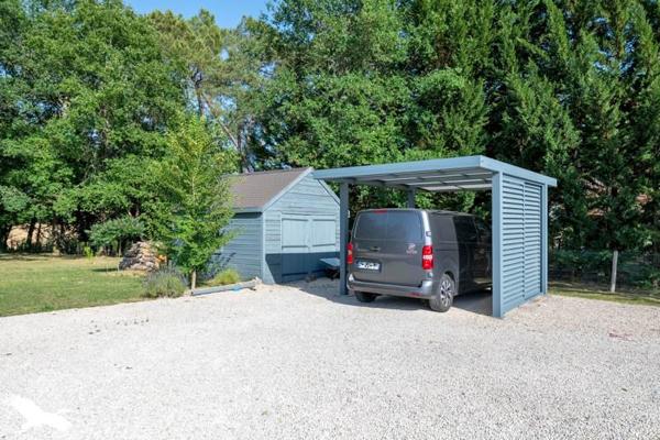 Maison 279 300 € Milhac-d'Auberoche 5 p 138 m² DPE C