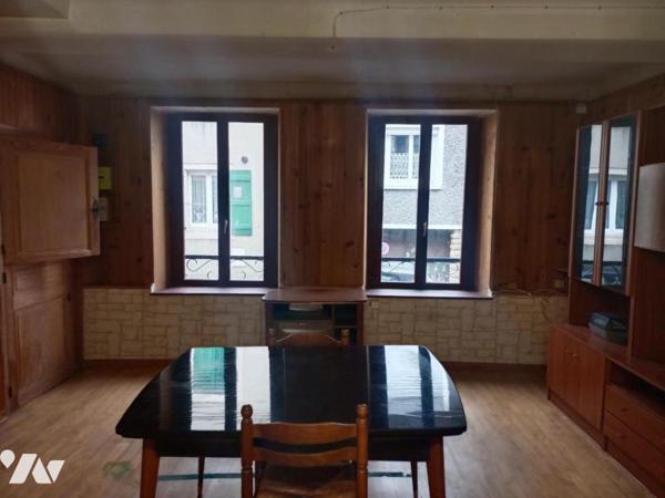 MAISON A VENDRE A STENAY