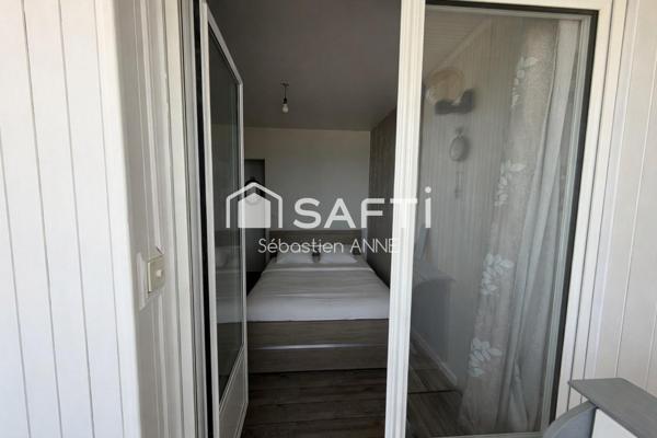 Face à la mer, appartement avec loggia !