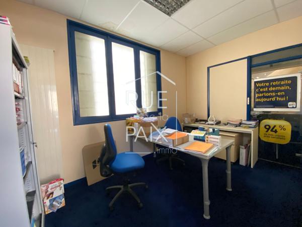 86200 LOUDUN CENTRE-VILLE LOUDUN, Local commercial 163 m²