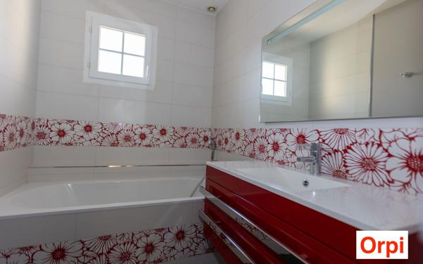 Maison à vendre    6 pièces •  Marolles-en-Brie