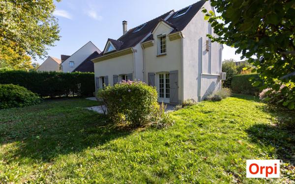 Maison à vendre    6 pièces •  Marolles-en-Brie